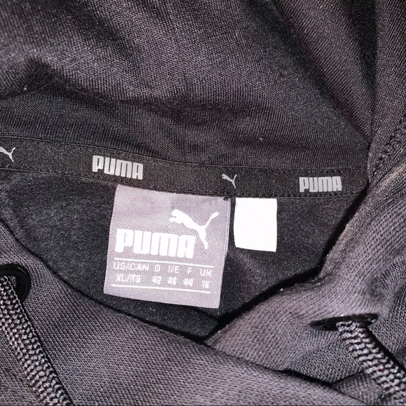 Puma hoodie size XL (fits like a medium) - Picture 3 of 3